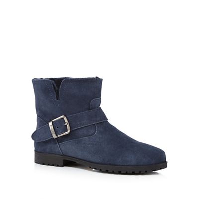Navy faux fur lined ankle boots